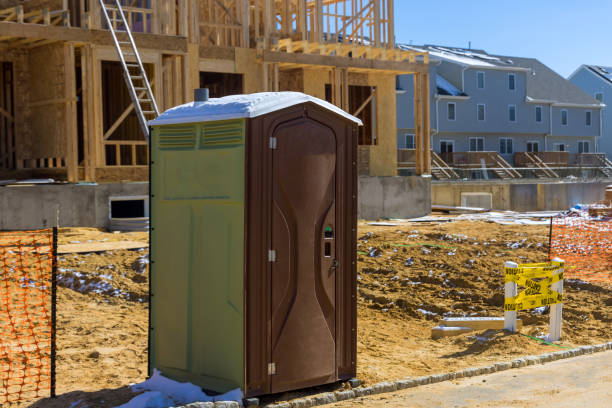 Best Portable Toilet Rental for Emergency Services in Lorain, OH